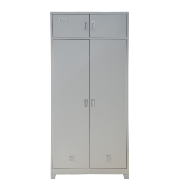 你知道，軍隊制式營具標準中的物品柜標準嗎？